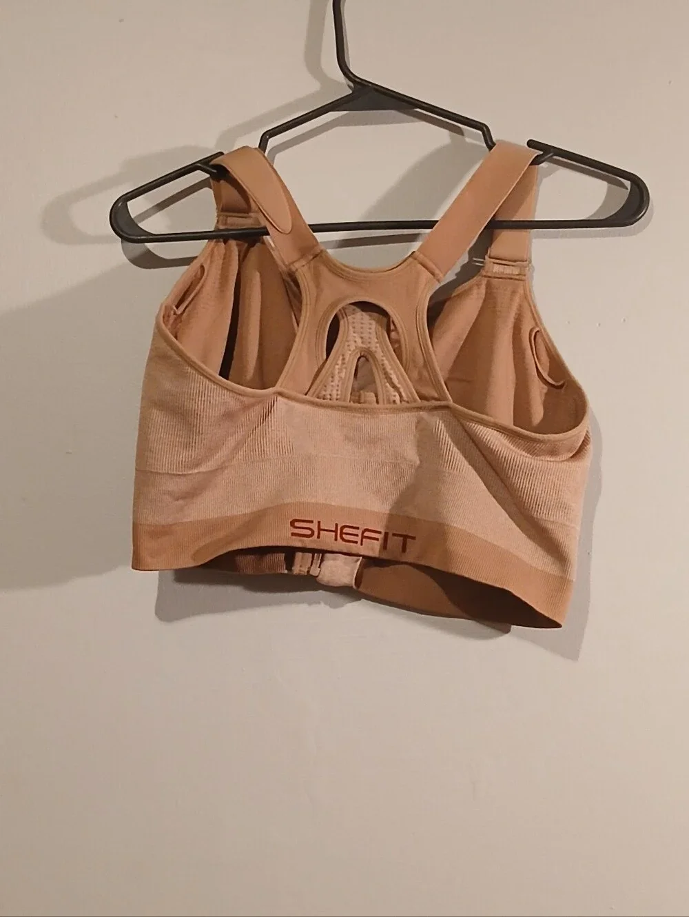 Shefit Womens Tan Sports Bra. Size 5 Luxe. Front Zip
